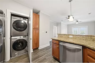 799 Hammond Drive #323, Atlanta, GA 30328 - Photo 16