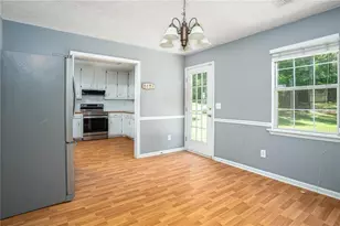 1080 Park St, Loganville, GA 30052 - Photo 12