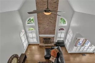 1085 Castle Pointe Ln, Grayson, GA 30017 - Photo 10