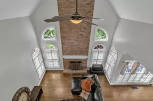 1085 Castle Pointe Ln, Grayson, GA 30017 - Photo 16
