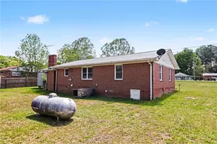 1472 E 166 Hwy, Bowdon, GA 30108 - Photo 20