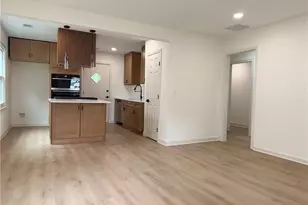 227 Upshaw St SW, Atlanta, GA 30315 - Photo 4