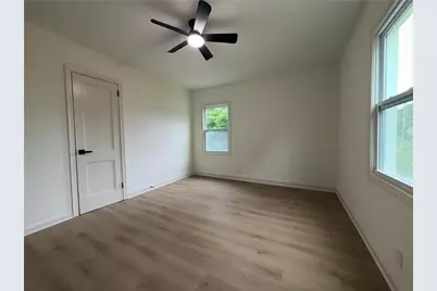 227 Upshaw Street SW, Atlanta, GA 30315 - Photo 6