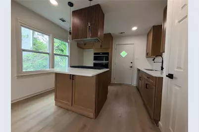 227 Upshaw Street SW, Atlanta, GA 30315 - Photo 4