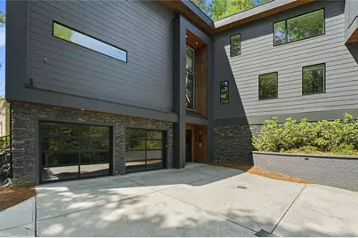 575 Mountain Way NE, Atlanta, GA 30342 - Photo 4