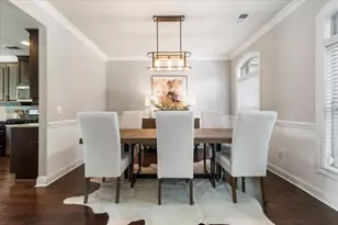 7515 Jamestown Dr, Alpharetta, GA 30005 - Photo 10