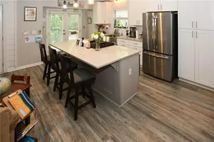 419 Creekside Ln, Woodstock, GA 30188 - Photo 6