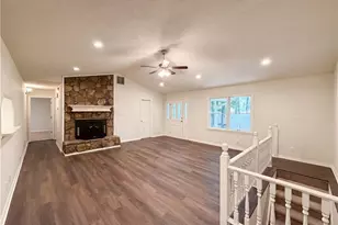265 Oakhill Dr, Fayetteville, GA 30214 - Photo 6