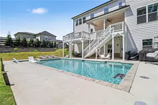 228 Carmichael Dr, Canton, GA 30115 - Photo 2
