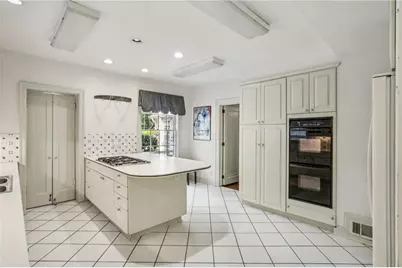 3031 W Pine Valley Road NW, Atlanta, GA 30305 - Photo 12