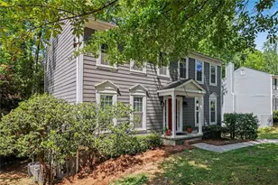 825 Crab Orchard Dr, Roswell, GA 30076 - Photo 2