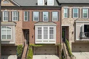 2691 Rivers Edge Dr NE, Atlanta, GA 30324 - Photo 2