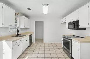 65 Belmont Cir, Covington, GA 30016 - Photo 14