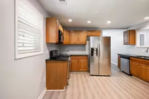 1871 E Farris Ave E, Atlanta, GA 30344 - Photo 6