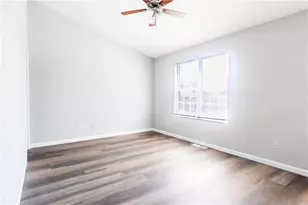 5823 Strathmoor Manor Cir, Lithonia, GA 30058 - Photo 14