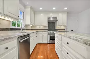 1566 Pine Creek Way, Woodstock, GA 30188 - Photo 16