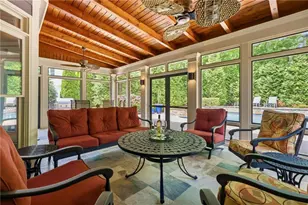 3890 Bridle Ridge Dr, Suwanee, GA 30024 - Photo 4