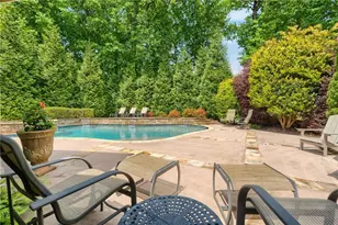 3890 Bridle Ridge Dr, Suwanee, GA 30024 - Photo 58