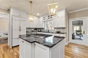 9570 Huntcliff Trce, Sandy Springs, GA 30350 - Photo 4
