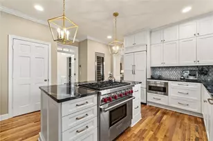 9570 Huntcliff Trce, Sandy Springs, GA 30350 - Photo 14