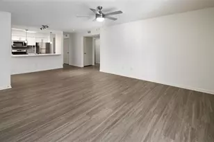 6873 Peachtree Dunwoody Rd, Atlanta, GA 30328 - Photo 10