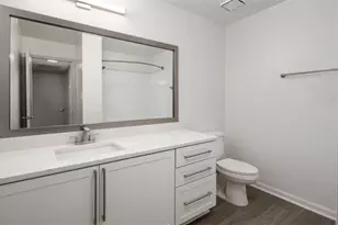 6873 Peachtree Dunwoody Rd, Atlanta, GA 30328 - Photo 14