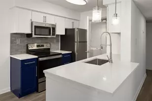 6873 Peachtree Dunwoody Rd, Atlanta, GA 30328 - Photo 2