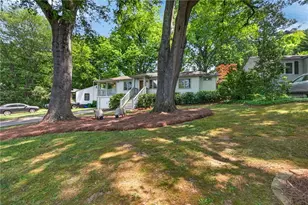 1085 Briar Vista Terrace NE, Atlanta, GA 30324 - Photo 4