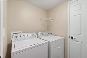 6185 Masters Club Dr, Suwanee, GA 30024 - Photo 40