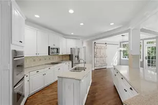 6185 Masters Club Dr, Suwanee, GA 30024 - Photo 10