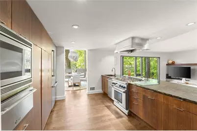 365 Brentwood Terrace NE, Atlanta, GA 30305 - Photo 18