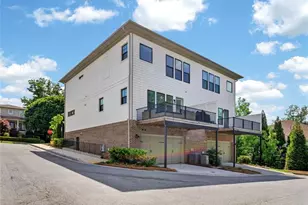 1295 Markham Rd, Brookhaven, GA 30319 - Photo 4