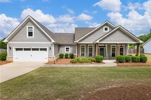 438 Lakewood Dr, Social Circle, GA 30025 - Photo 2