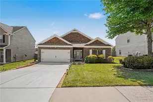 2335 Allman Dr, Jonesboro, GA 30236 - Photo 2
