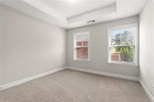 1372 Doublegate Dr, Atlanta, GA 30319 - Photo 18