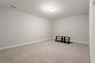 1372 Doublegate Dr, Atlanta, GA 30319 - Photo 22