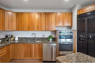 2881 Peachtree Road NE #702, Atlanta, GA 30305 - Photo 8