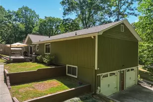 242 Lake Somerset Dr NW, Marietta, GA 30064 - Photo 8