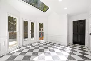 435 Lofty Ln, Roswell, GA 30076 - Photo 16