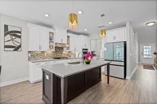 701 Stately Dr, Woodstock, GA 30188 - Photo 14