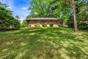 1949 Capri Dr, Decatur, GA 30032 - Photo 4