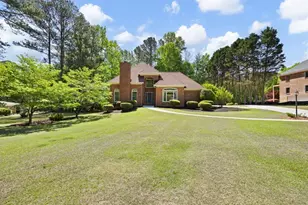 280 Camelot Dr, Fayetteville, GA 30214 - Photo 2