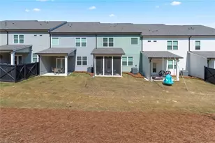 5437 Maple Grv Ln, Flowery Branch, GA 30542 - Photo 14