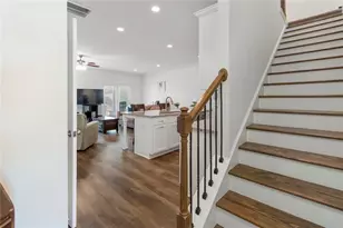 5437 Maple Grv Ln, Flowery Branch, GA 30542 - Photo 4