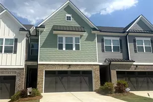 5437 Maple Grv Ln, Flowery Branch, GA 30542 - Photo 1