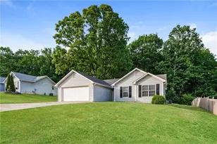 3685 E Bolding Rd, Flowery Branch, GA 30542 - Photo 2