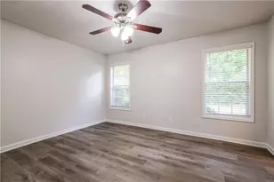 3685 E Bolding Rd, Flowery Branch, GA 30542 - Photo 10
