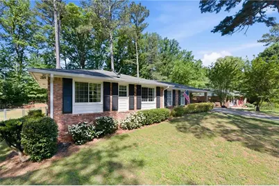 2196 Winding Way, Tucker, GA 30084 - Photo 2