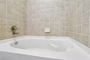 5300 Peachtree Rd, Atlanta, GA 30341 - Photo 16