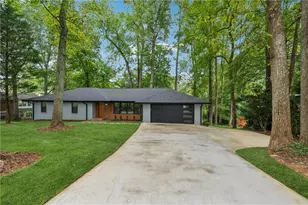 1542 Lavista Rd, Atlanta, GA 30329 - Photo 2